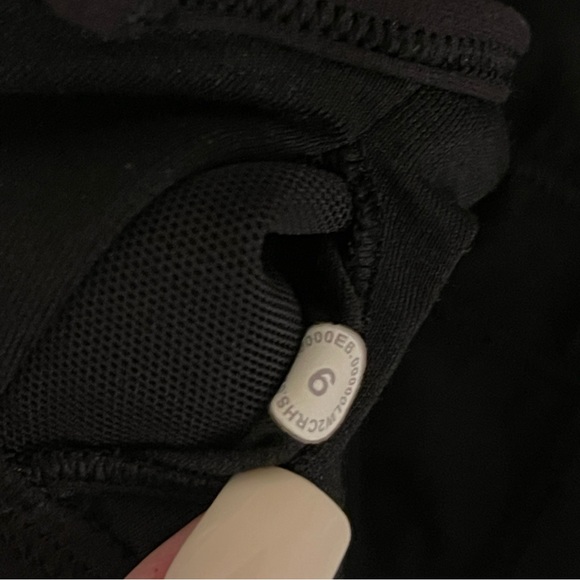 Lululemon Sport Bra Flow Y Bra Nulu Light Support, A–C Cups - Picture 4 of 4